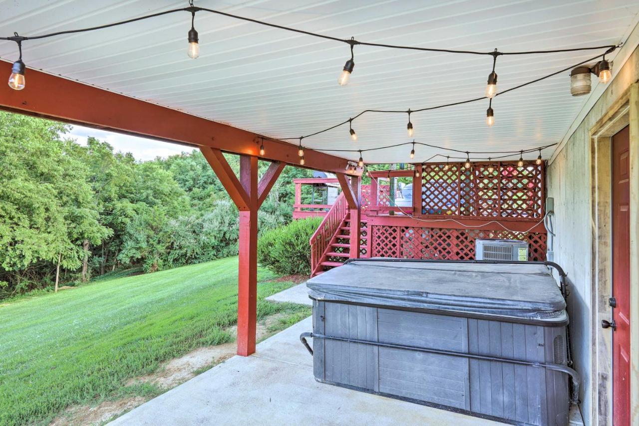 Williamstown Gem With Private Pool And Hot Tub! Villa Exterior photo